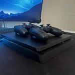 PlayStation 4 Slim i väldigt bra skick!