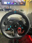 Logitech G29 Driving Force Racing Wheel (PS5/PS4/PS3/PC)