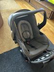 Britax Römer babyskydd med isofix bas 