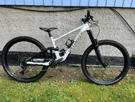 SPECIALIZED ENDURO COMP S3(M)