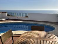 Villa i Nerja med privat pool och trädgård