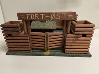 Western-fort med figurer 1950-tal