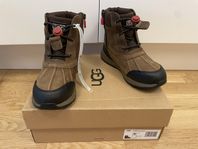 NEW UGG 33,5 Waterproof Leather Boots