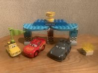 Duplo Disney Cars Piston Cup Race