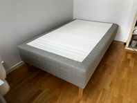 Säng IKEA Skårer 120 x 200 - som ny