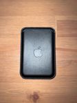 Apple iPhone Leather Wallet with MagSafe - black