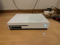 Xbox One S- 500GB