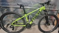 Trek Merlin 5  27,5tum