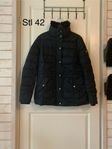 Barbour Mörkblå vinterjacka Stl 42 i fint skick 