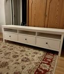 HEMNES tv-bänk