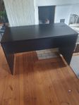 svart skrivbord Ikea Micke 120x60