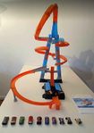 Hot Wheels Sky Crash Tower inklusive 10 bilar