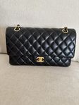 Chanel classic double flap bag medium