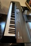 Korg Krome EX 88, med vägda tangenter