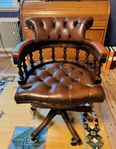 Engelsk kontorsstol. Chesterfield, Captain Chair