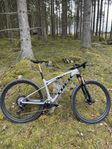 Trek supercaliber 9.9 xtr gen 2 endast 20 timmar