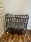 Bedside crib 