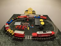 LEGO - Tågstation, räls och 9V-tåg