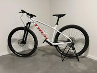 TREK X-Caliber 8 2023 stl. L 29”