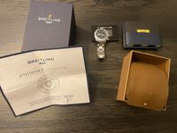 Breitling Avenger Chronograph 43