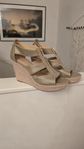 Michael Kors - BERKLEY MID WEDGE - Kilklackar