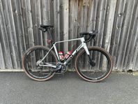 Superior x-road 56cm Team Issue