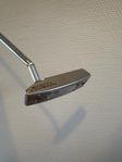 Scotty Cameron Super Select Newport 2.5+ 2024 LH Vänster