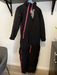 Skoteroverall / Monosuit i storlek M