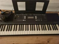 YAMAHA Keyboard + AKG Headset