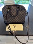 Louis Vuitton Alma PM 