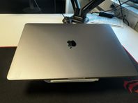 MacBook 15” i9 2019 16gb 512gb