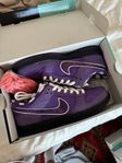 SB dunk low purple lobster