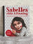 Boken ”SABELLES RÖDA KLÄNNING”, i nyskick!