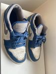 Air Jordan 1 low true blue cement