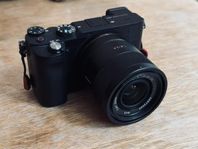 Sony 24mm f/1.8 Zeiss T* ZA