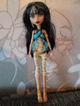 Monster High cleo docka