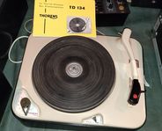 Thorens TD 134