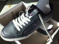 SNEAKERS skinn TOMMY HILFIGER