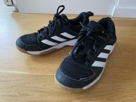 Adidas skor storlek 38 2/3