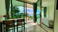 Phuket Oceana Freehold Condominium i Kamala