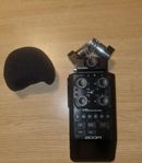 ZOOM H6 med mikrofon