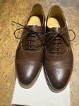 Randdydda  Barker Oxford Brouge skor strl 42