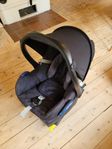 Maxi Cosi babyskydd med Isofix bas