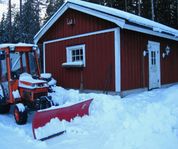 KUBOTA KOMPAKTTRAKTOR MED SNÖPLOG ...