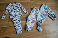 stl 86/92 Mjukisdres, pyjamas, 2 par strumpor 