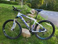 B-twin mountainbike 