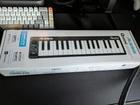 Alesis Qmini 32 midi keyboard 