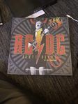 AC/DC DIRTY DEEDS bok och 4 dvd