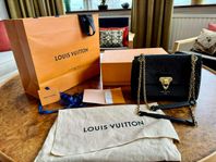 Louis Vuitton Vanvin PM i nyskick