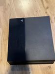 PlayStation 4 med 1 kontroller och 12 spel